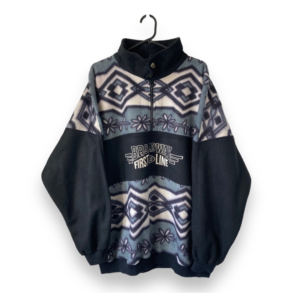 Black Grey Broadway Aztec Patterned Crazy Fleece - Picture 3 of 9